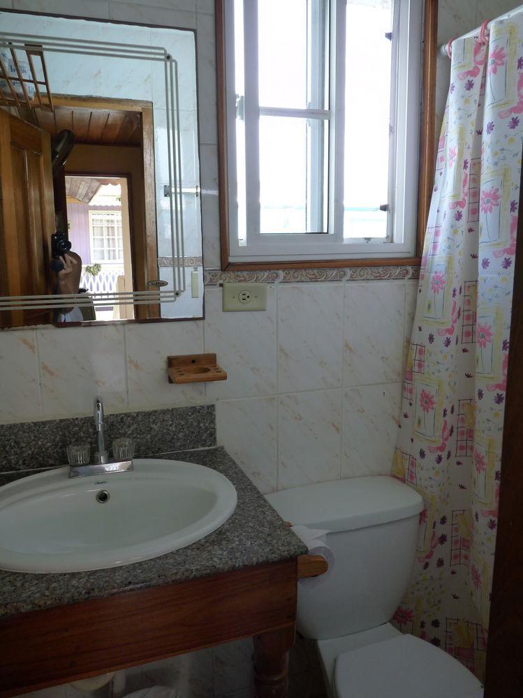 Hotel Posada Isla Chica Bocas del Toro Ngoại thất bức ảnh