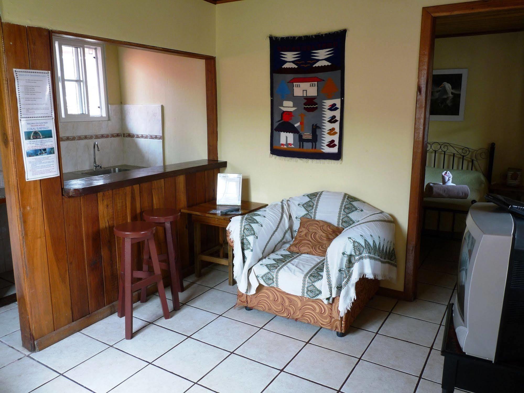 Hotel Posada Isla Chica Bocas del Toro Ngoại thất bức ảnh