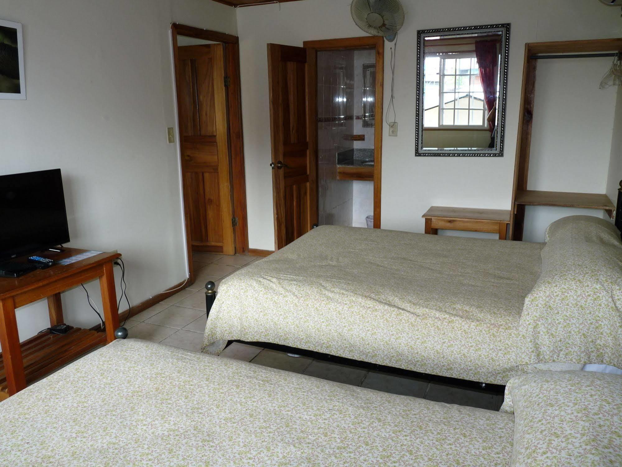 Hotel Posada Isla Chica Bocas del Toro Ngoại thất bức ảnh