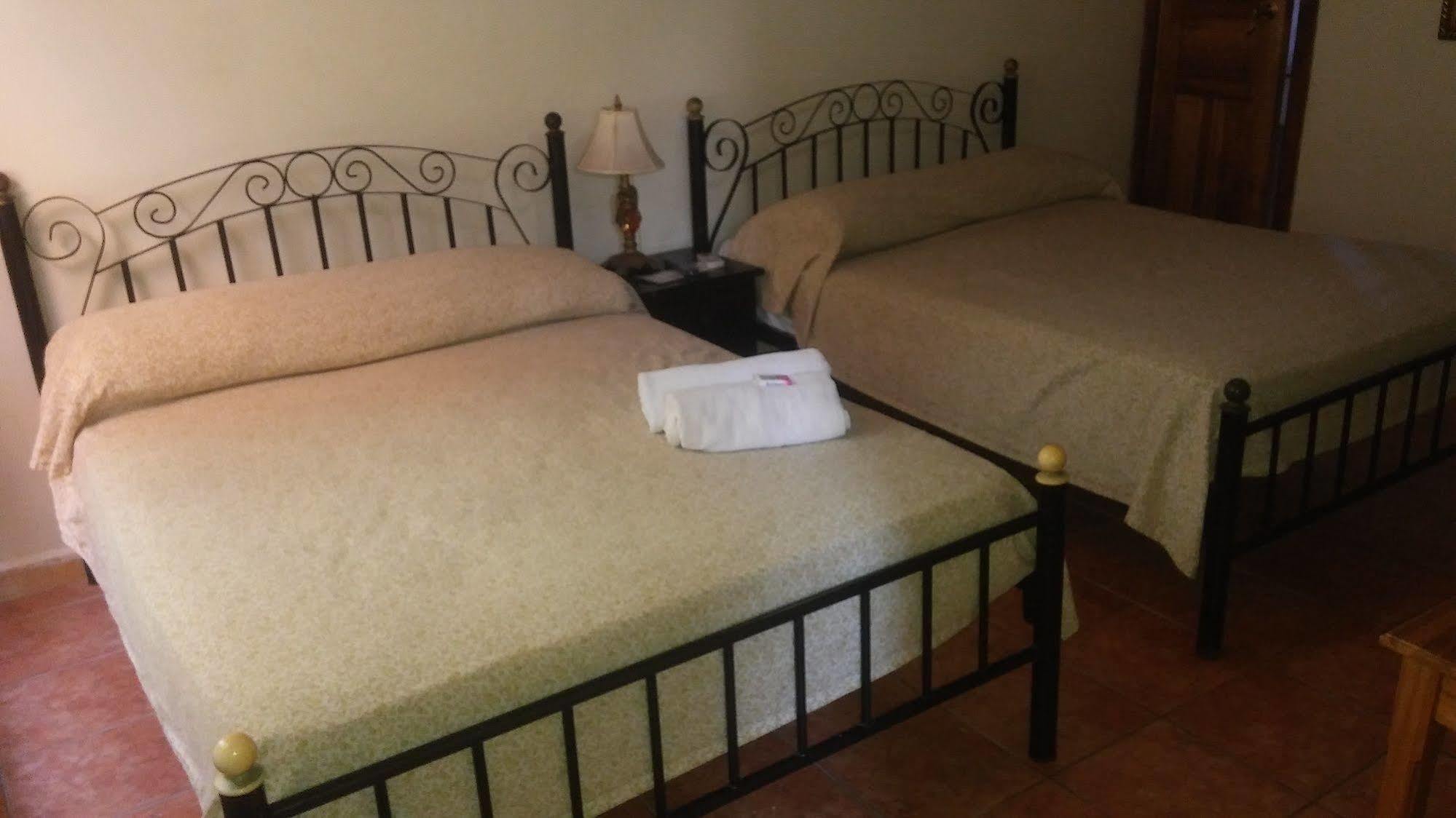 Hotel Posada Isla Chica Bocas del Toro Ngoại thất bức ảnh
