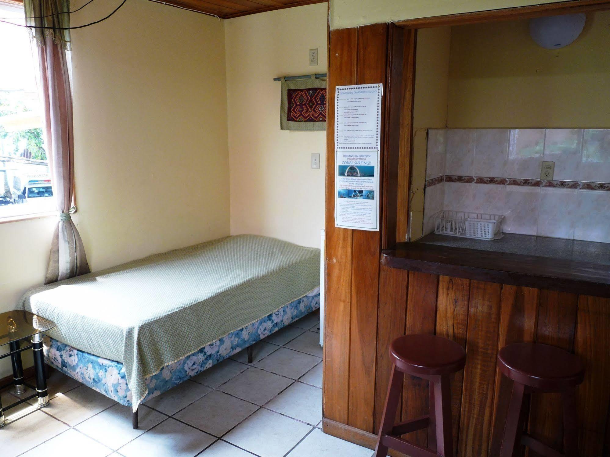 Hotel Posada Isla Chica Bocas del Toro Ngoại thất bức ảnh