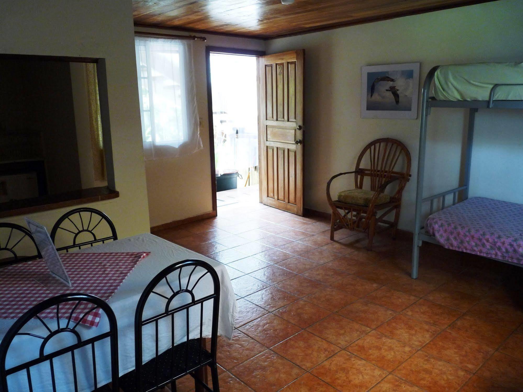 Hotel Posada Isla Chica Bocas del Toro Ngoại thất bức ảnh
